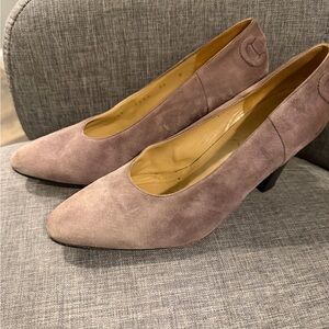 Vintage Gucci Women's Suede Heels